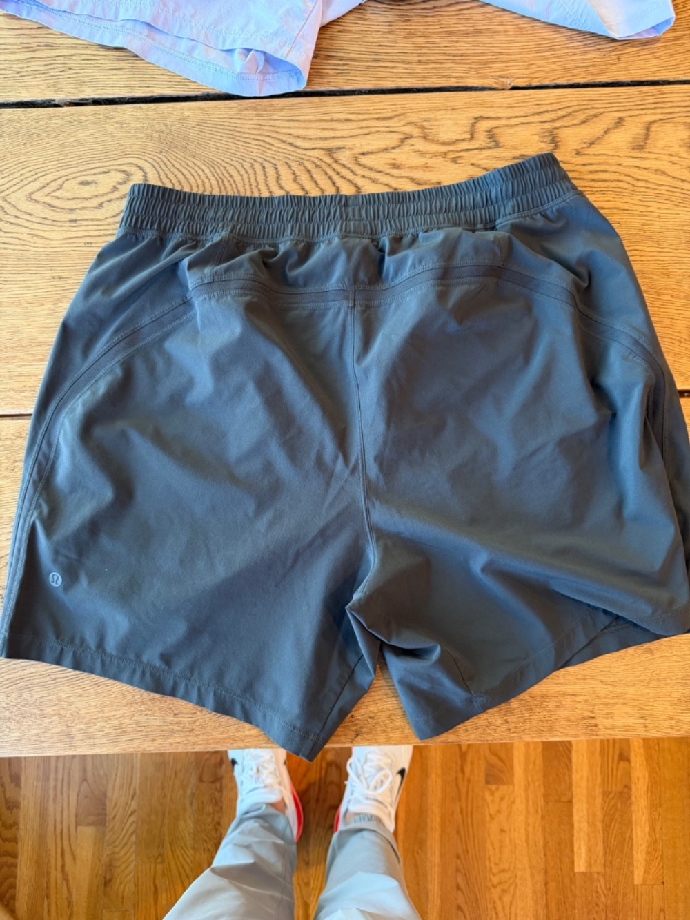Lululemon Pace Breaker Short 7" Linerless - Size XL - Graphite Grey (pick) - Picture 2 of 4